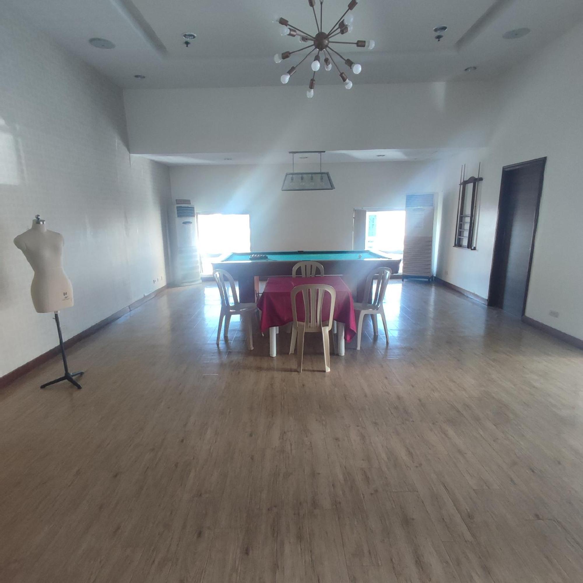 מנילה Luxury Spacious 2Br In Salcedo Village מראה חיצוני תמונה